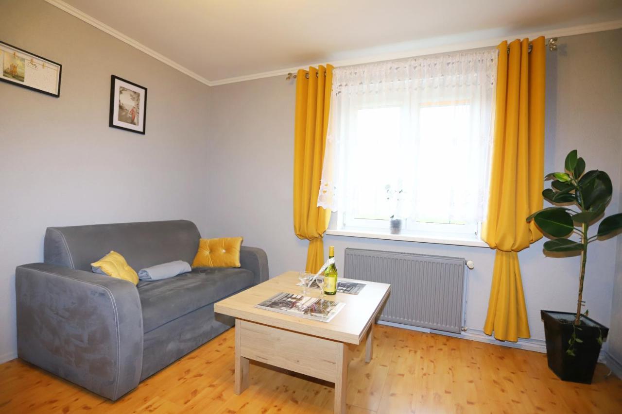 Apartament Rowerlovy Apartment Walbrzych Bagian luar foto